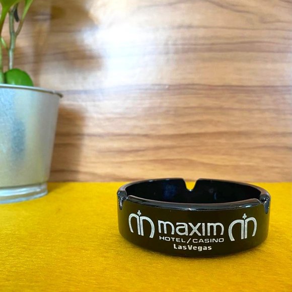 Vintage Las Vegas Maxim Hotel/Casino Ashtray - Picture 1 of 1